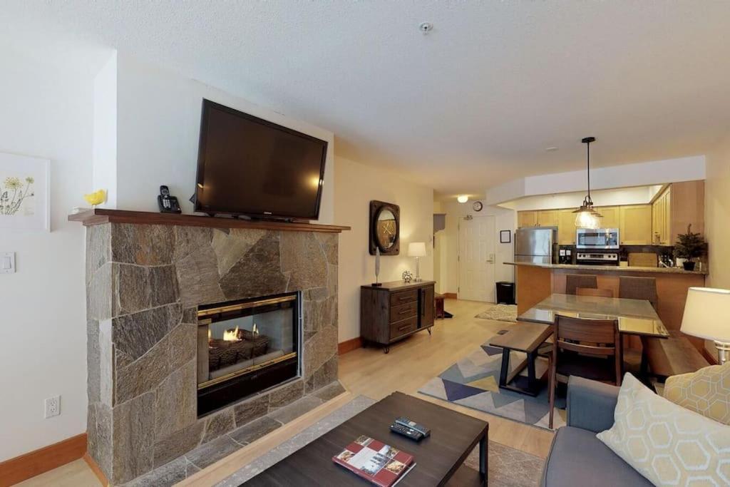 Powderhorn By Whistler Blackcomb Vacation Rentals エクステリア 写真